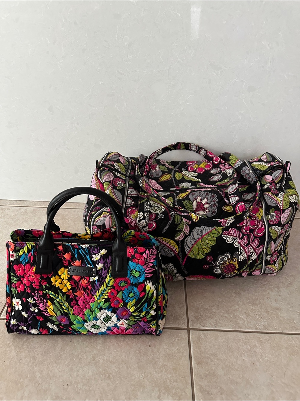 Vera Bradley Duffel Bag + Bonus Purse Free!! Floral Set